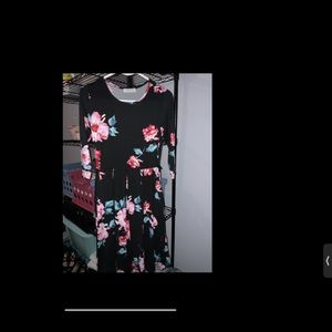 Long Sleeve Dress with Pretty Flowers